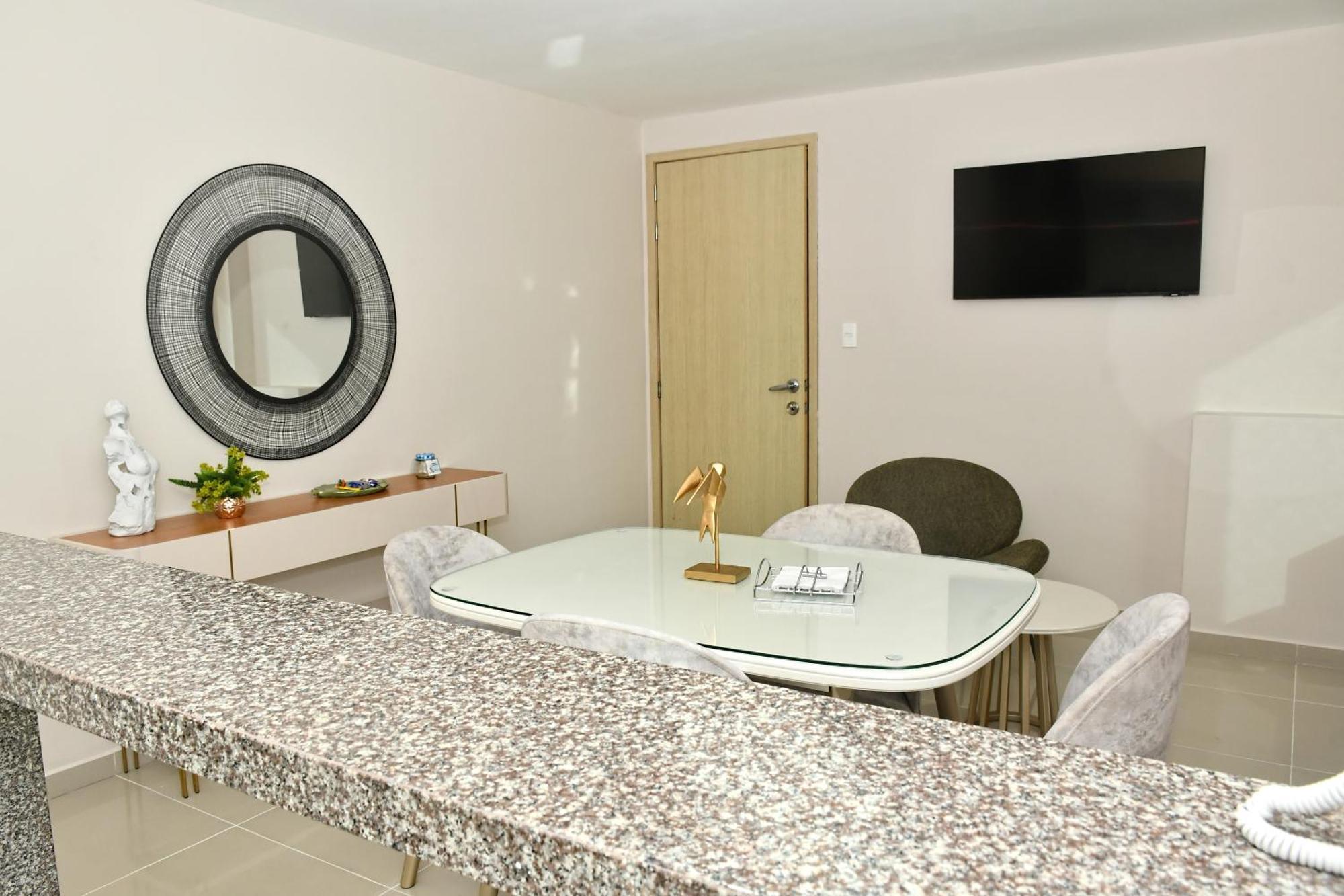 Excelente Ubicacion, Comodo Apartamento